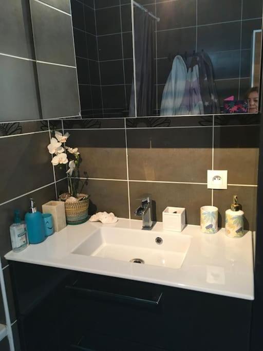 Charme Et Calme Apartman Marseille Kültér fotó